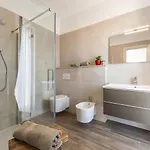 Zen Near Medulin For 8 People With Wellness & Sea View - Only 1 Km From Vintijan