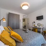 Zen Near Medulin For 8 People With Wellness & Sea View - Only 1 Km From Vila *