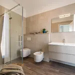 Zen Near Medulin For 8 People With Wellness & Sea View - Only 1 Km From
