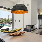 Zen Near Medulin For 8 People With Wellness & Sea View - Only 1 Km From Vintijan