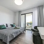 Zen Near Medulin For 8 People With Wellness & Sea View - Only 1 Km From Vila Vintijan
