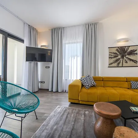 Zen Near Pula For 8 People With Sauna & Jacuzzi * Vintijan