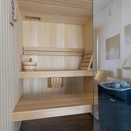Villa Zen Near Pula For 8 People With Sauna & Jacuzzi